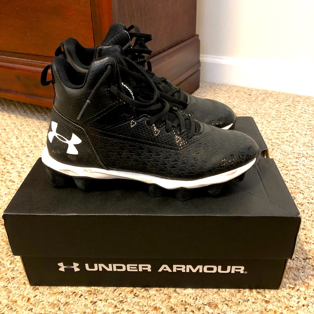 Under Armour Football Cleats